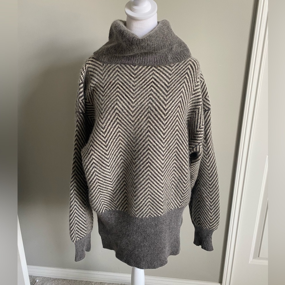 Pierre Cardin Gray and Cream Chevron Turtleneck Sweater Wool & Rabbit Hair